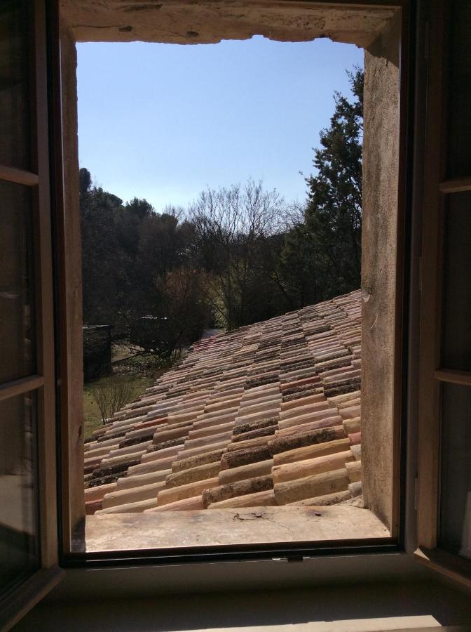 Le Moulin Des Pinchinats Bed & Breakfast Aix-en-Provence Bagian luar foto
